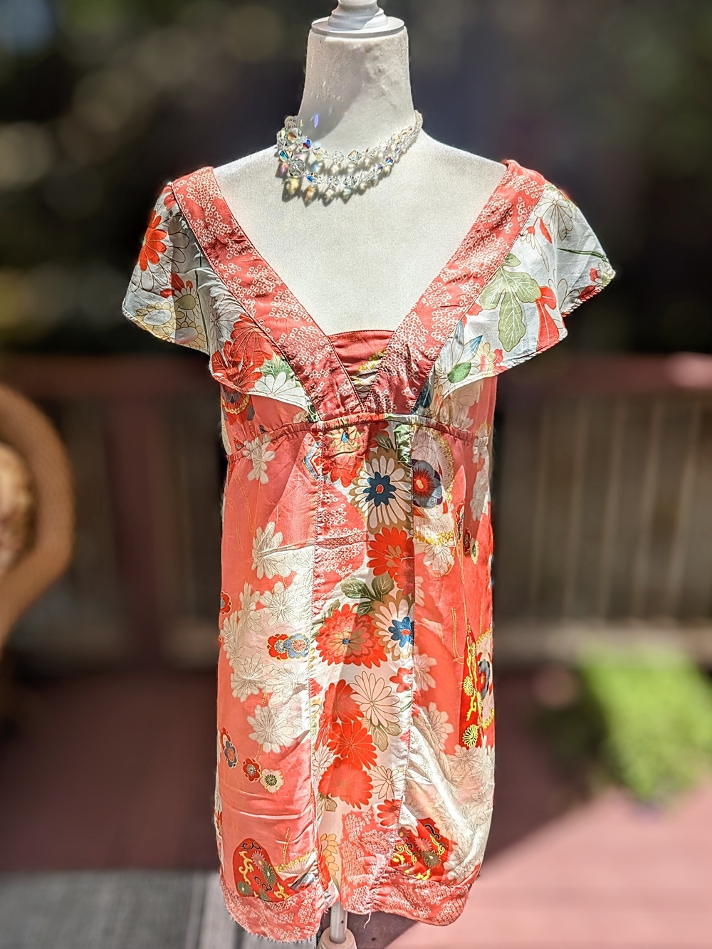 💯 Silk Delicate Floral Coral V-Neck Women’s Dress